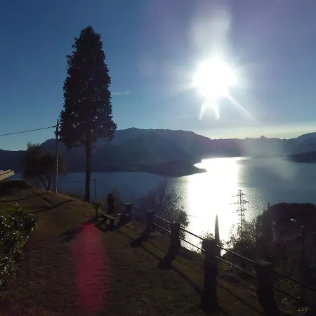 Vezio Hill House Perledo